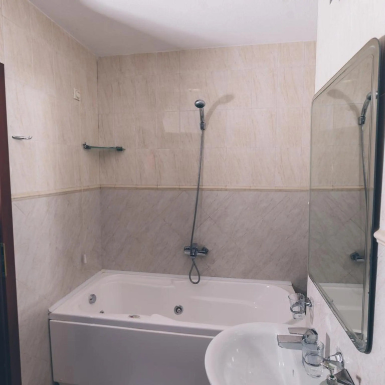 SU Hotel