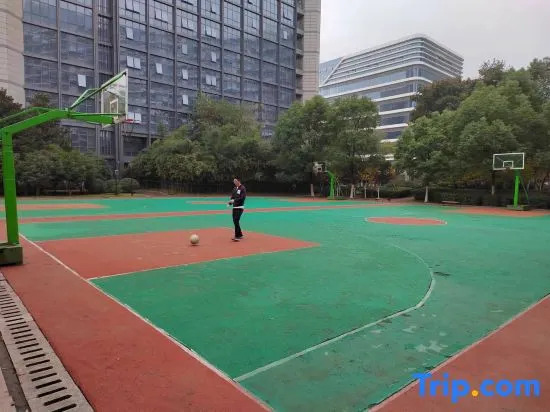 Innovation Park Youth Dormitory Hotel (Hi-tech Yintai University Xianyanyuan Station)
