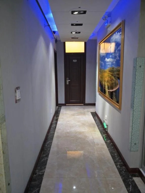 Hulunber Yijia Hotel