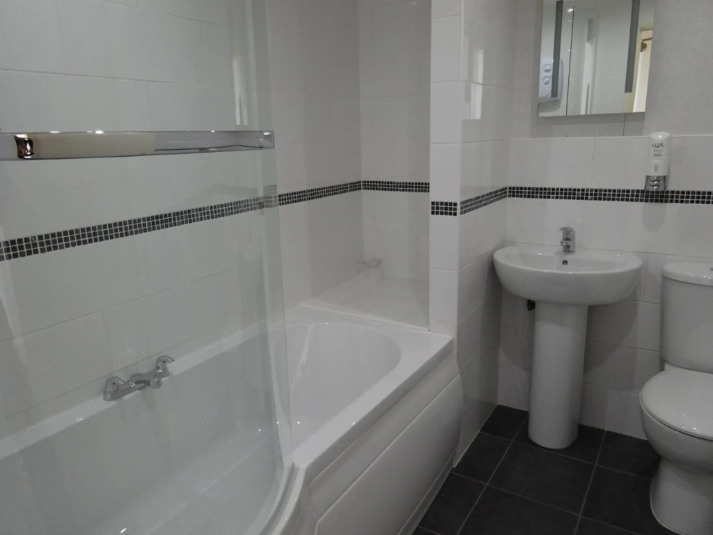 Waverley Hotel