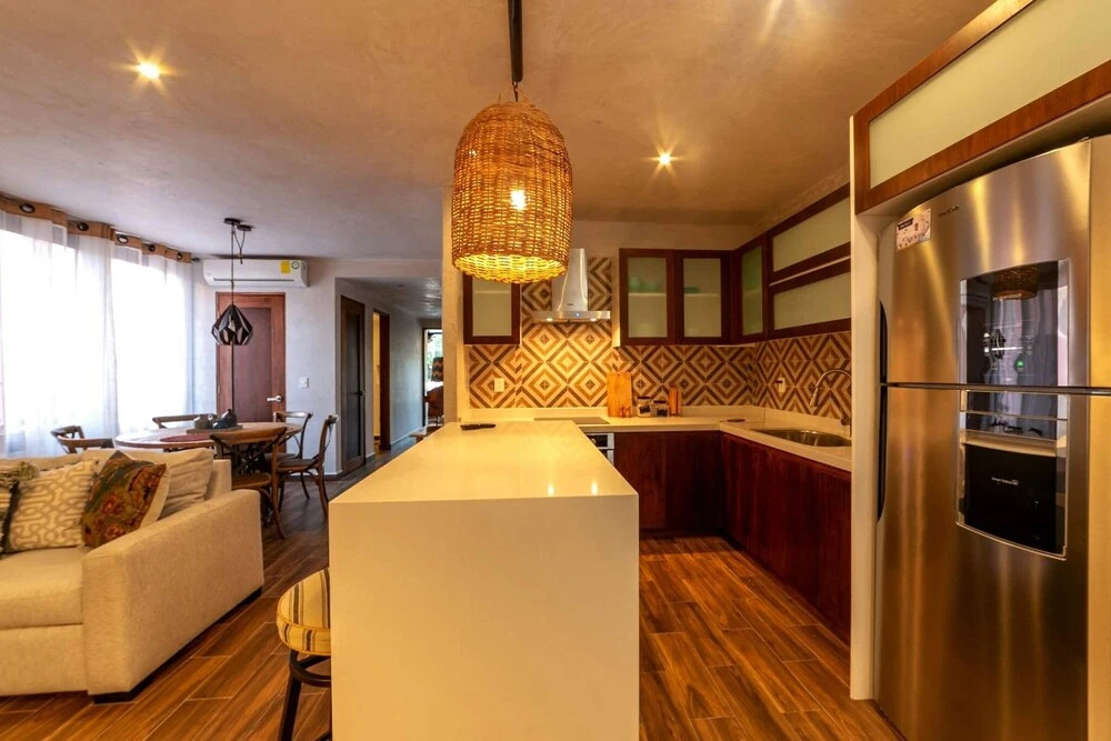 2 Br Apt. with Private Plunge Pool plus 2 other Common Pools, for up to 8 sleeps