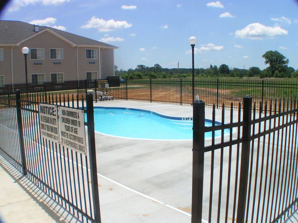 Heritage Inn and Suites