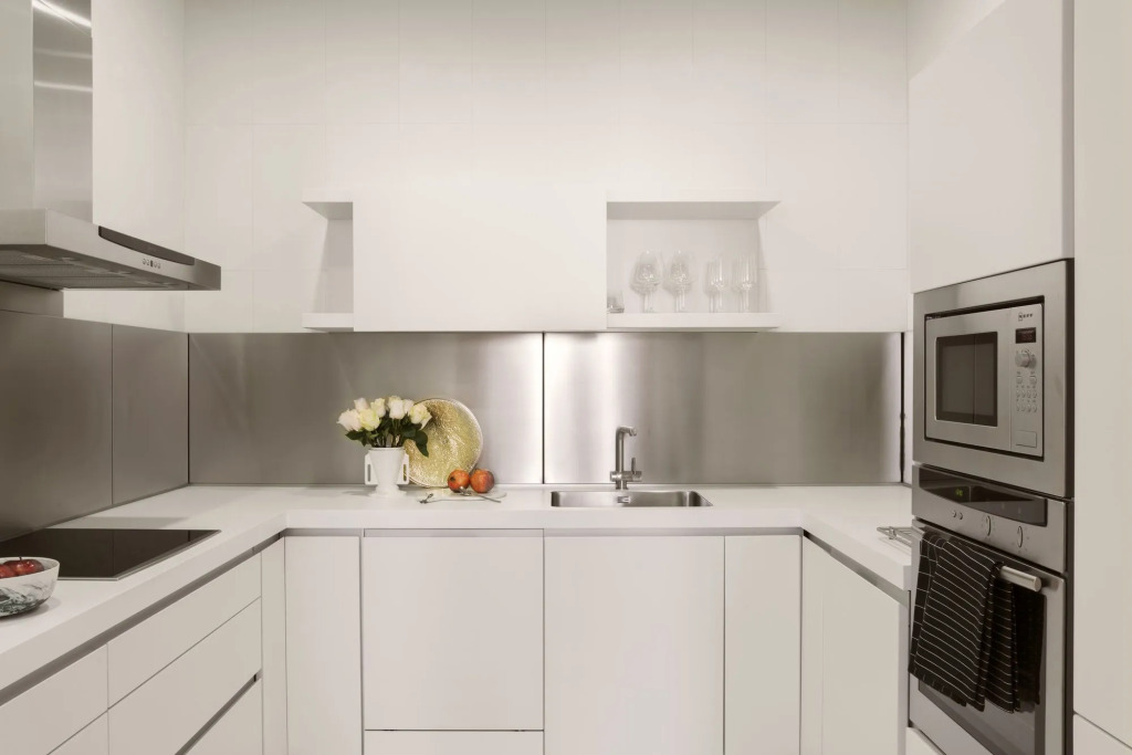 Halcyon Days designer apartments by Ana Locking