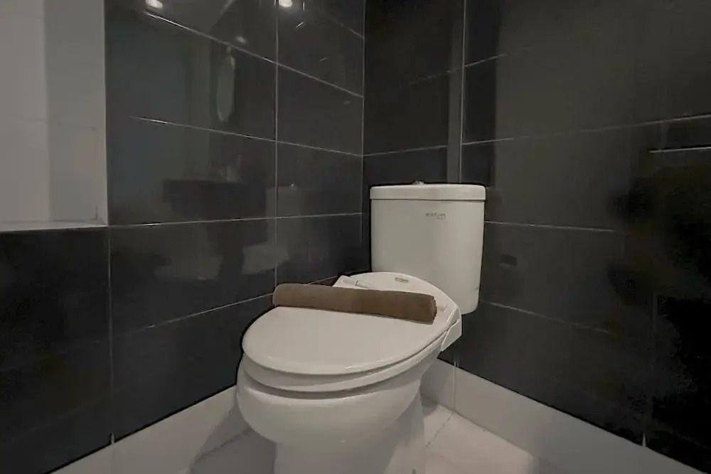 Minimalist and Cozy Studio at The Square Surabaya Apartment