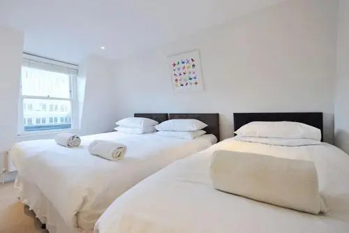 1 Hot Bath St