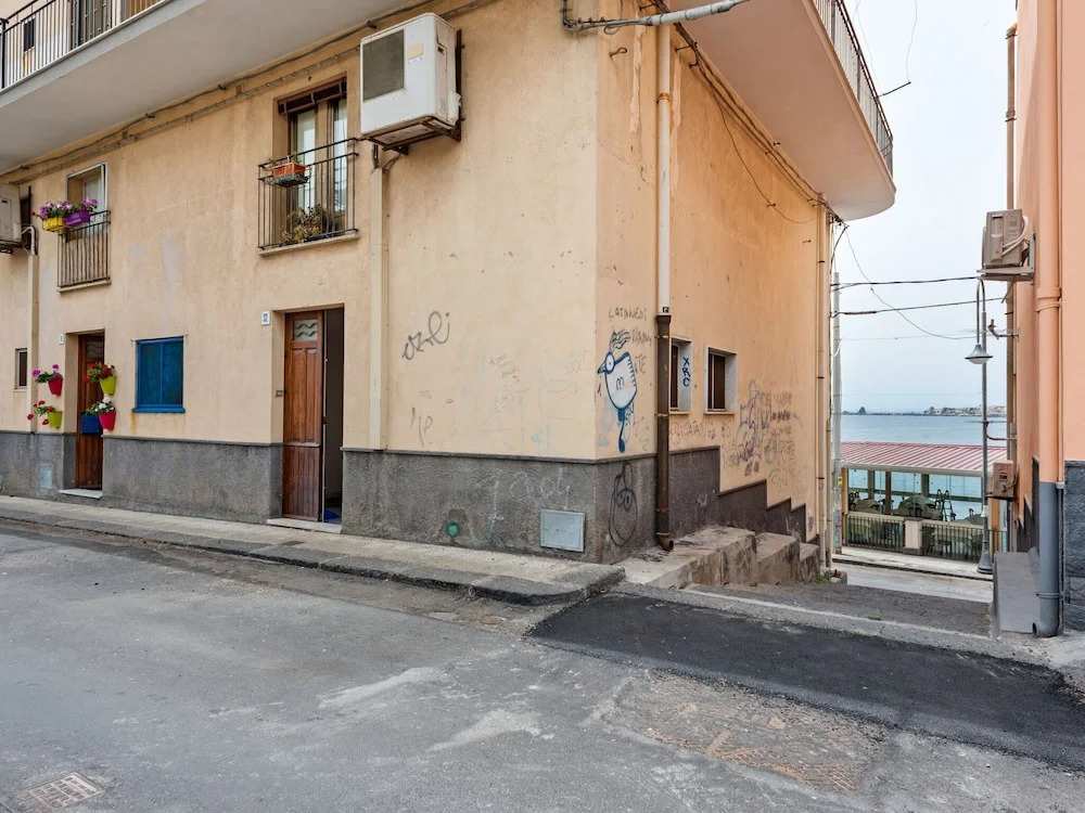 Serene Holiday Home in Acireale near Sea