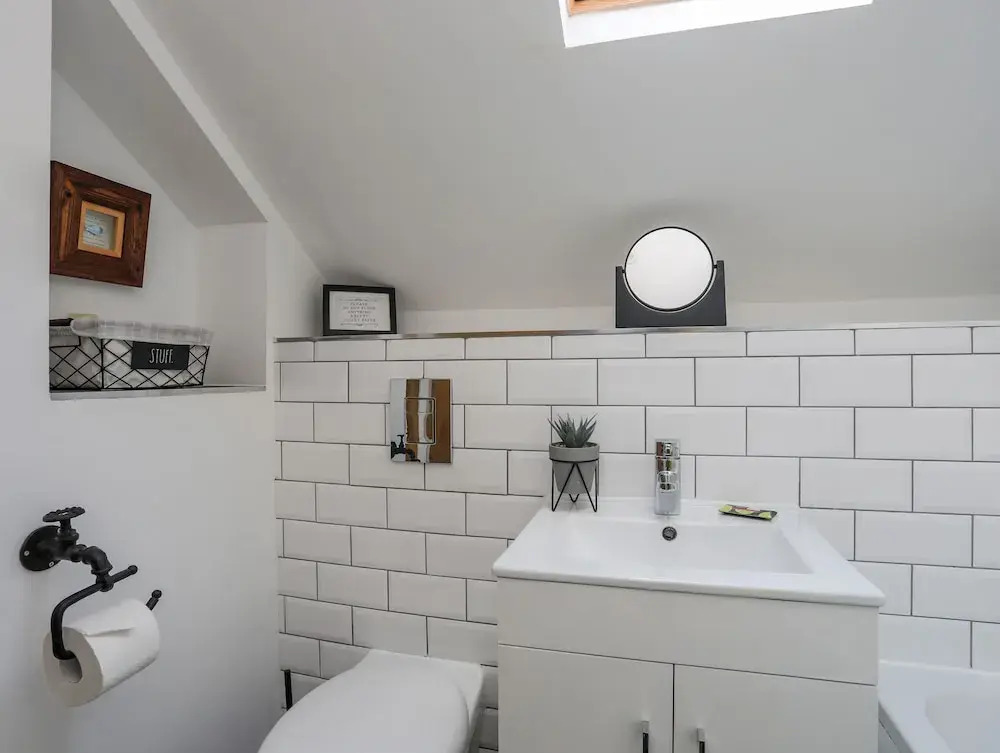 Lleiniog Cottage
