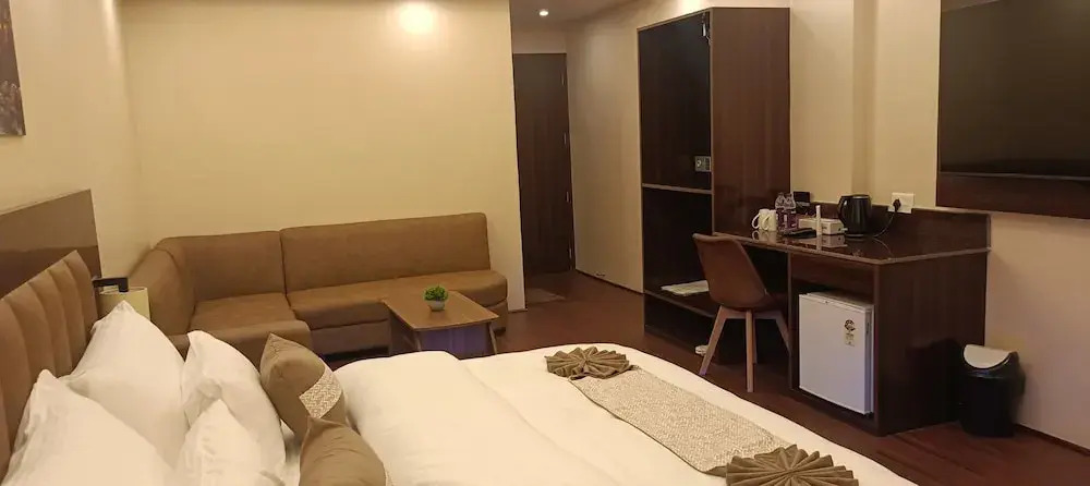 XCELSIOR HOTEL & SPA