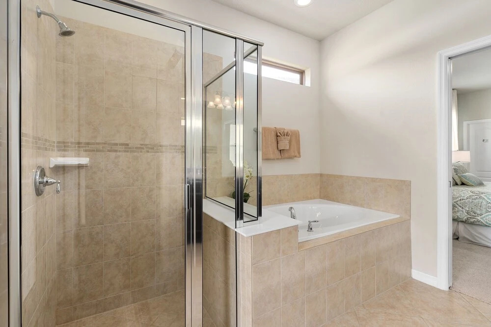 Lovely 9-bed House in Kissimmee With Pool & Spa