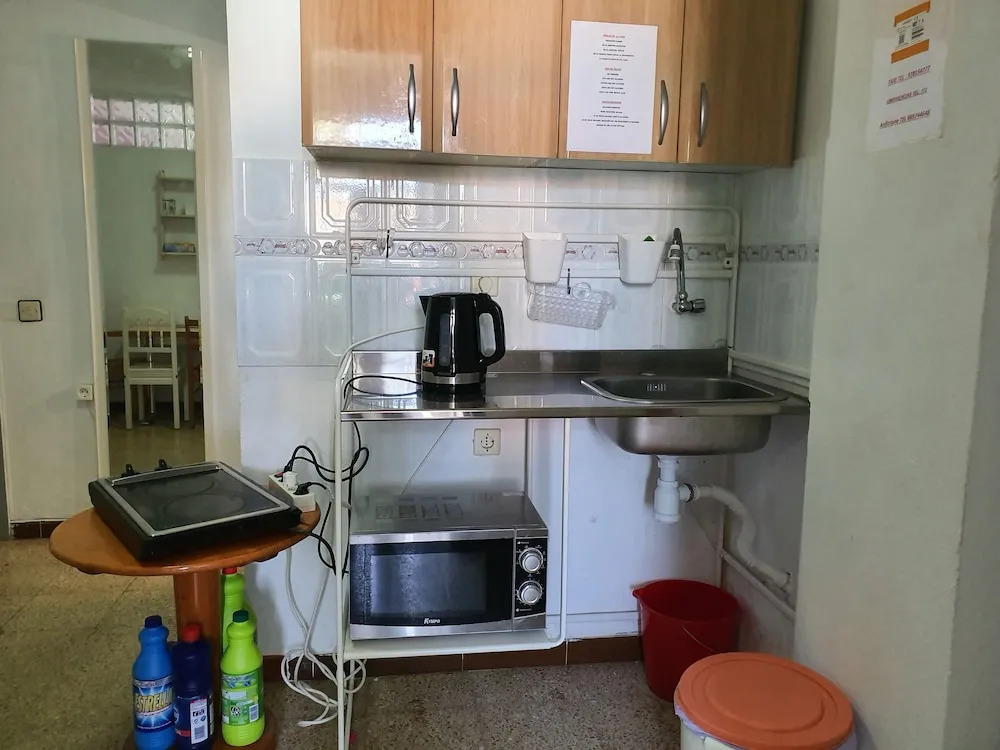 Low Cost Room Las Llaves 2
