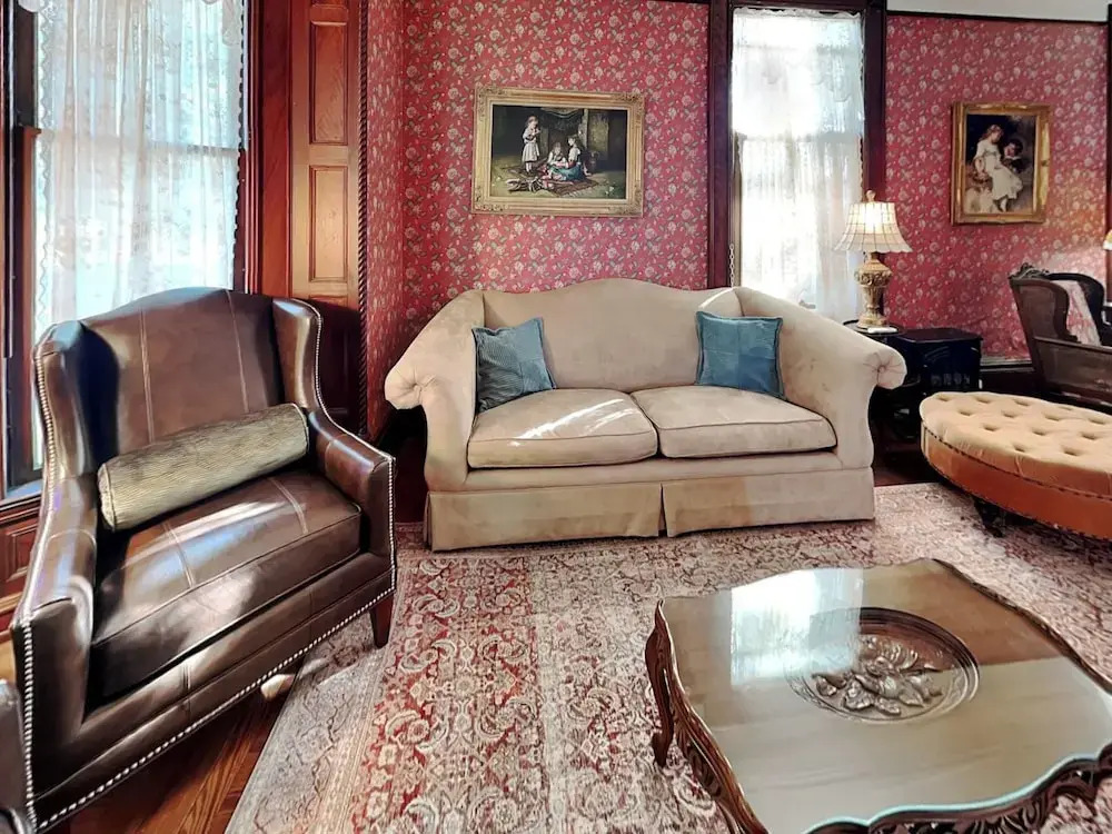 Victorian Rose by Ryson Vacation Rentals