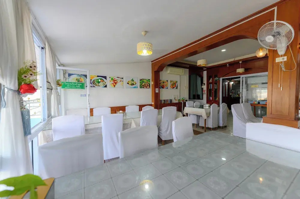 Kongkhamkoon Hotel