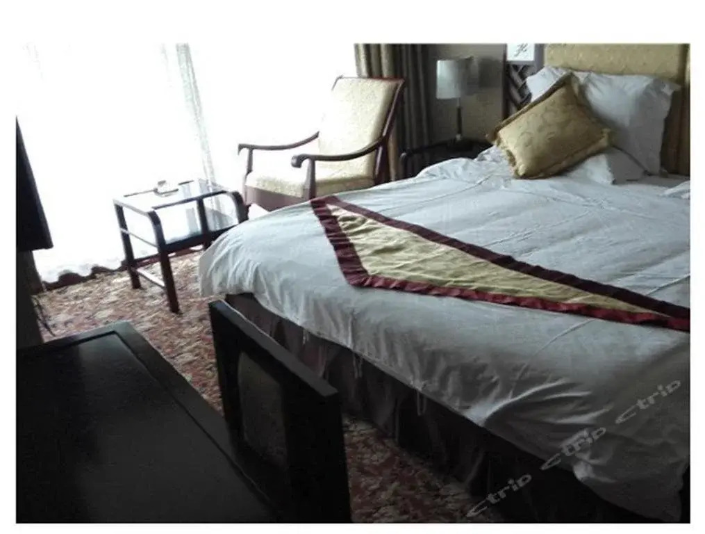Luzhou Xinhua Inn