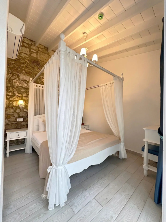 Selin Hotel