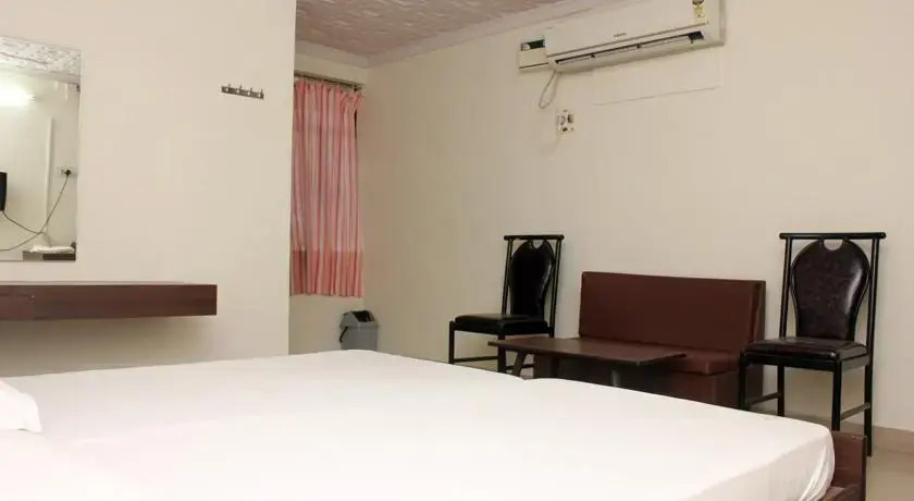 Aakaash Hotel