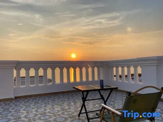 Sandora Boutique Hotel - Sunset Town