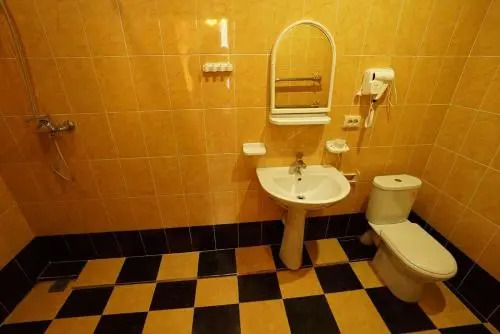 Amina Guesthouse