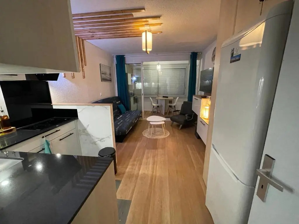 Appart en résidence calme avec parking privé