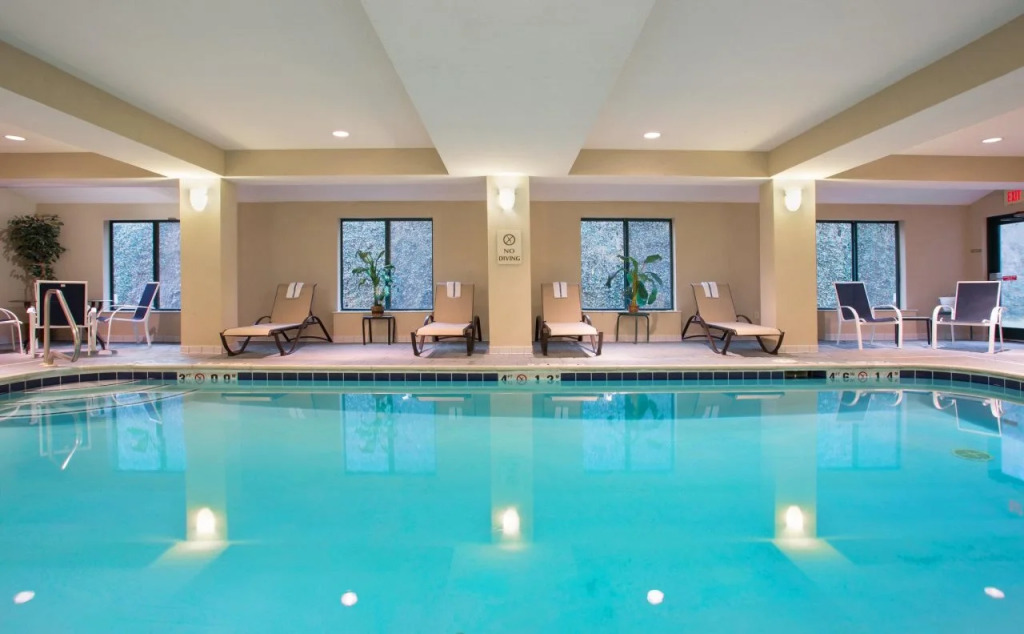 Holiday Inn Express & Suites Tell City by IHG