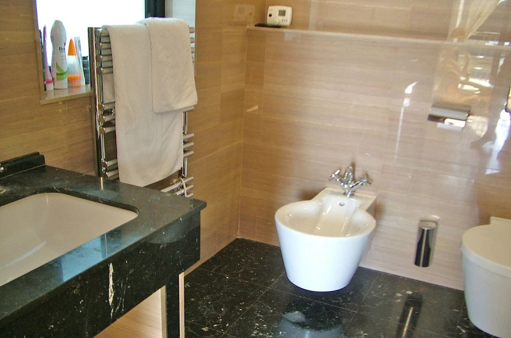 7 bedroom modern beachfront Villa, in Artola, Marbella, close Puerto Cabopino
