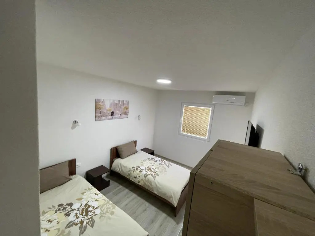 Vila 5
