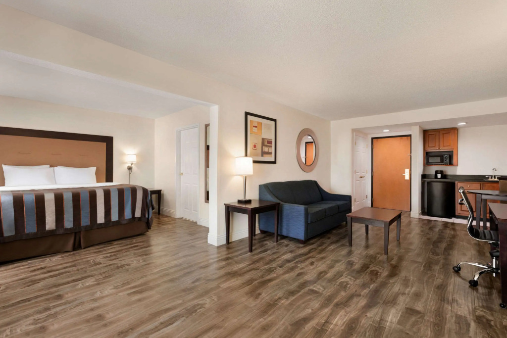 Wingate by Wyndham Montgomery East I-85
