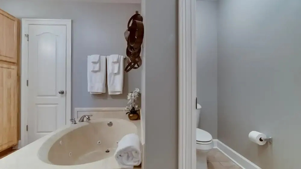 The Oasis at Orange Beach #2110 by Southern Vacation Rentals