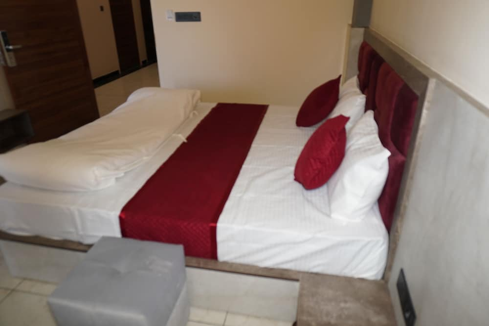 Hotel Galaxy 700