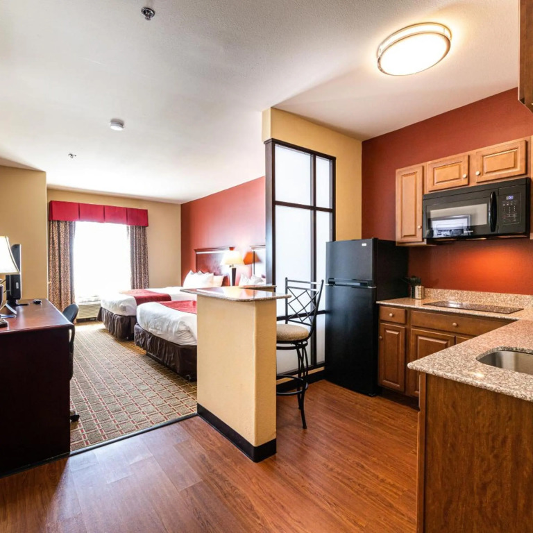 Comfort Suites Lake Worth