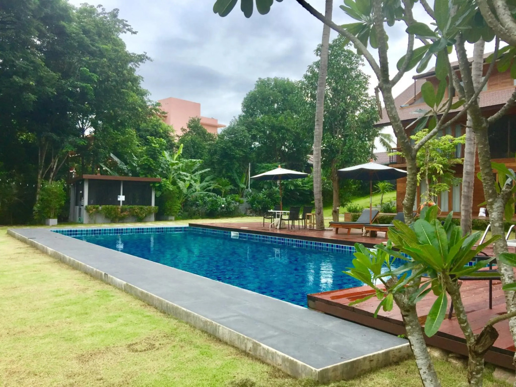 Riverhouse Resort
