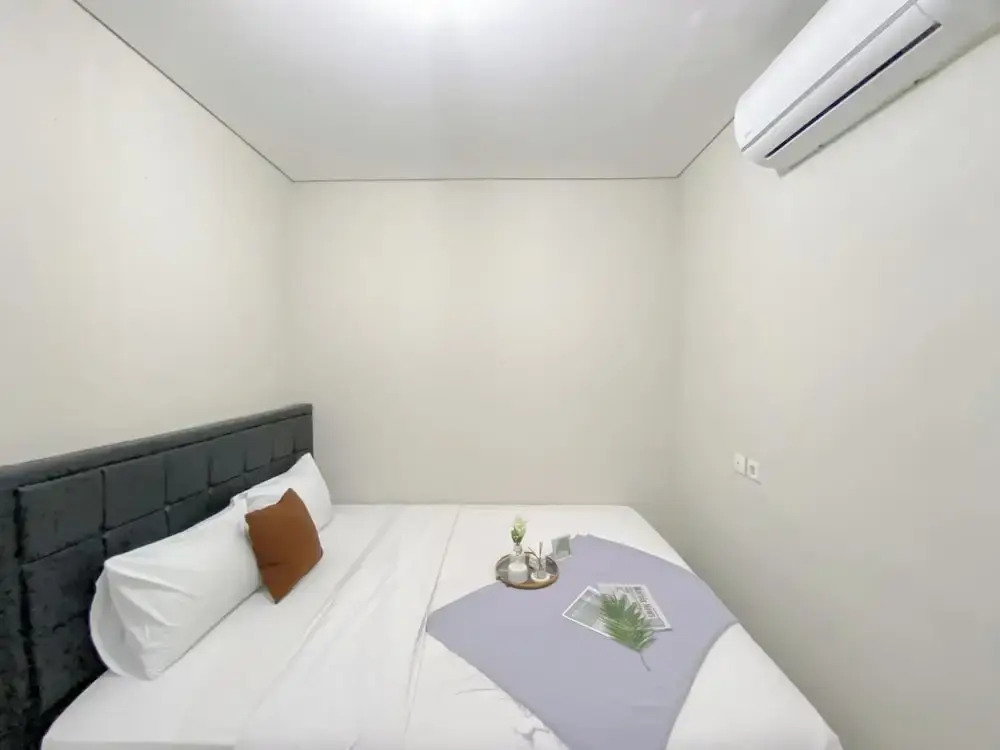 Brand New and Homey 2BR Apartment at Nifarro Park