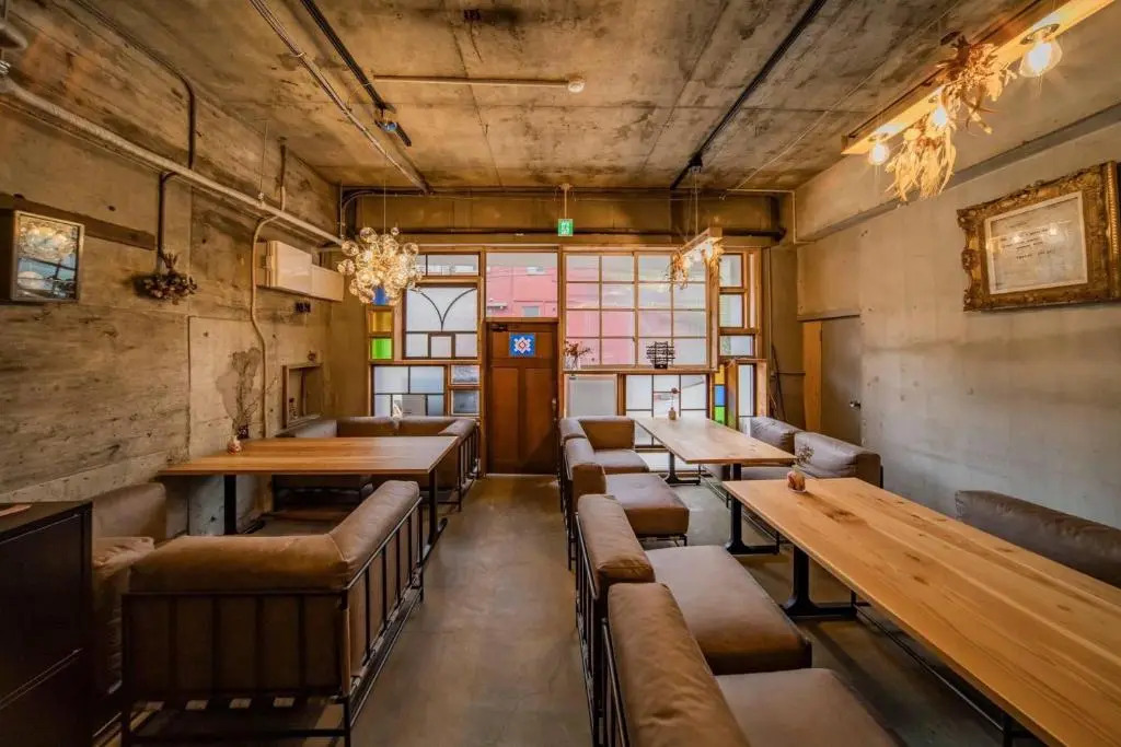ArtBar & GuestHouse ennova