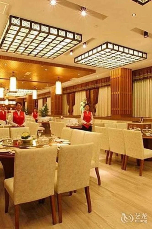 Hui Feng Hotel