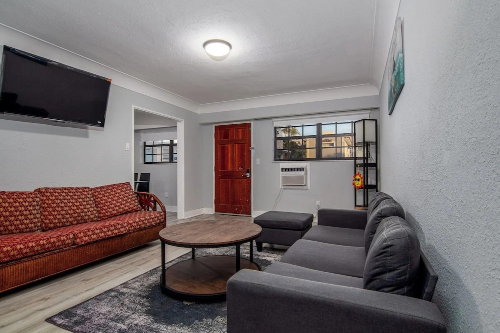 Pousada Suites at Hollywood Beach