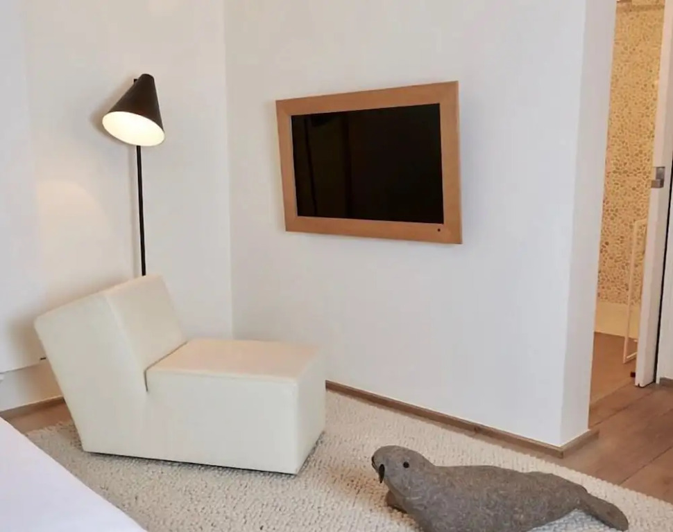 Hidden Bay Hotel