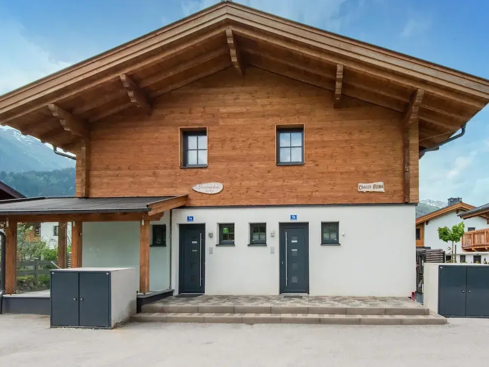 Chalet in Niedernsill near Ski Slopes