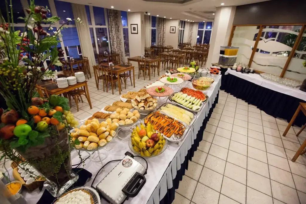 Hotel Plaza Camboriú