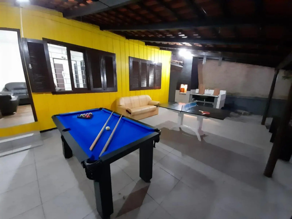 CASA PERTINHO DA PRAIA PARA ATÉ 12 PESSOAS COM MESA DE SINUCA E PING PONG aceita pets