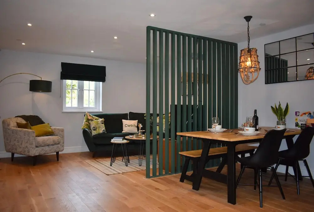 Yr Hen Beudy, Barn Conversion, Sleeps 4, Dogs Ok