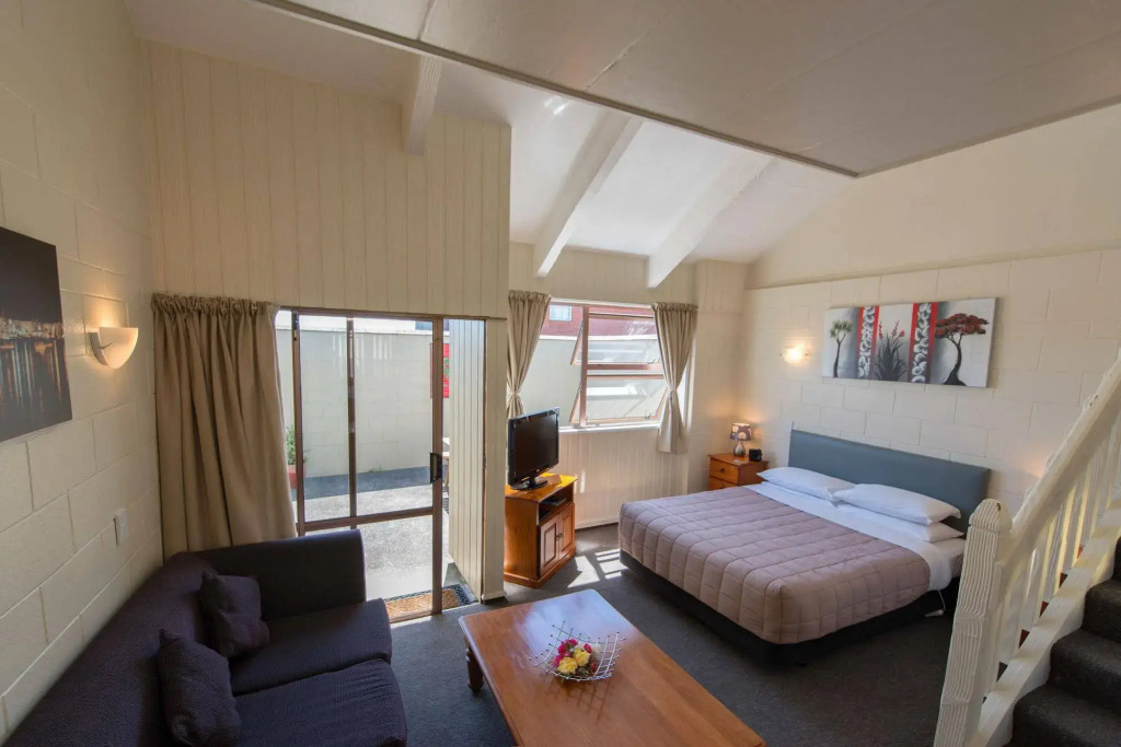 Howick Motor Lodge