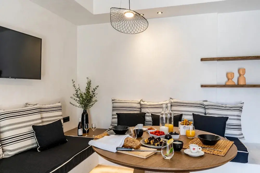 Amer Suites
