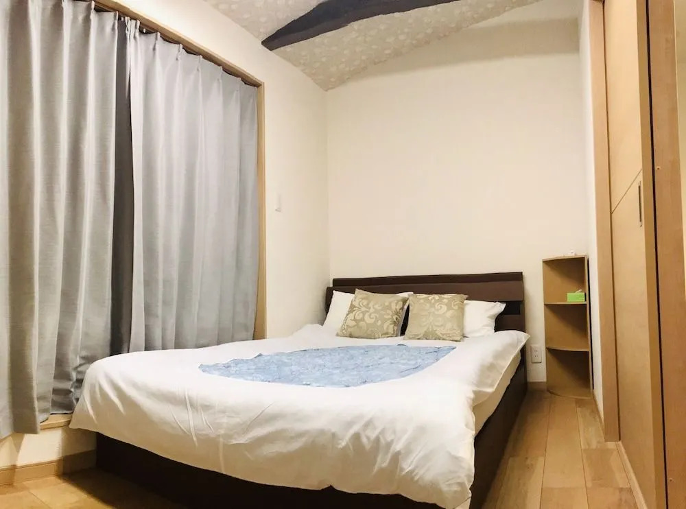Higashiyama L1