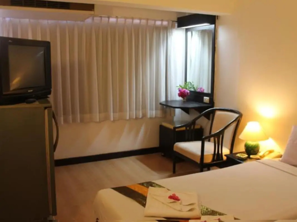 Karon View Resort Phuket