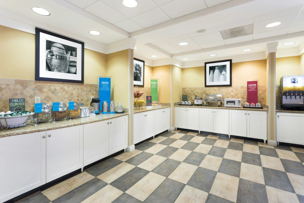 Hampton Inn Moss Point