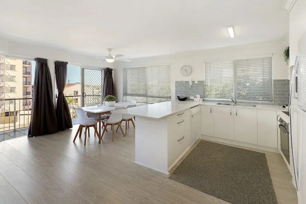 MAINSAIL8 - Mooloolaba Beach