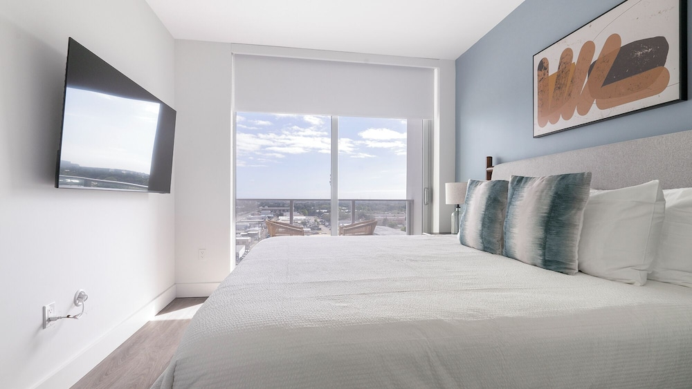 Landing Furnished Apartments - Naples, FL