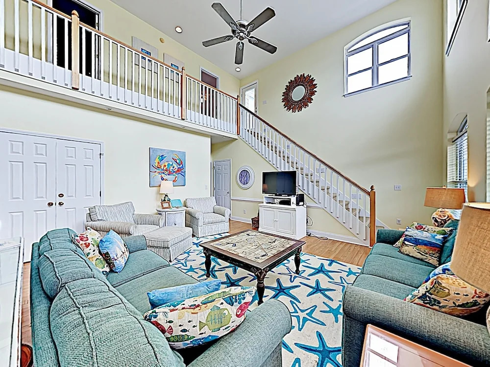 New Listing! Roomy In Private Beach Community 7 Bedroom Home