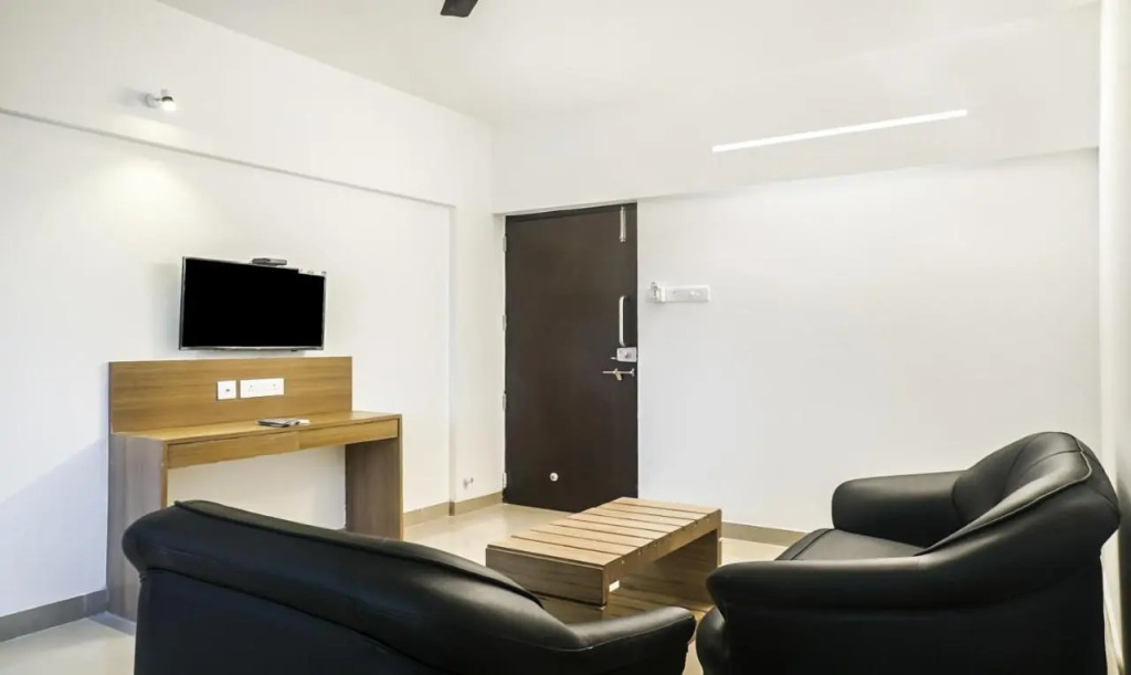 Treebo Luxe Suite, Shivaji Nagar