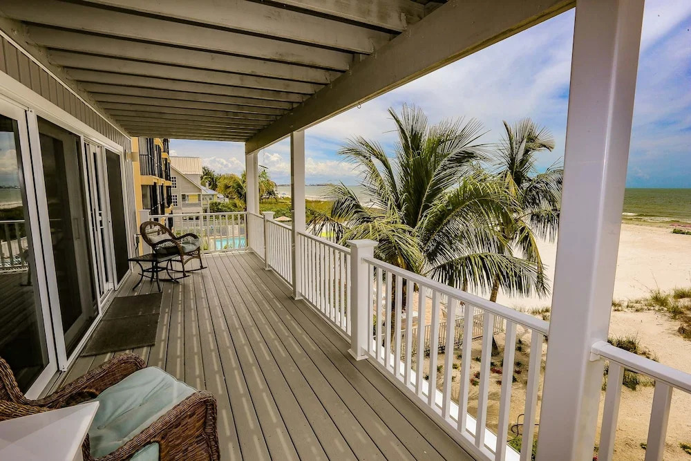 30 Gulf Beach Road Island Girl