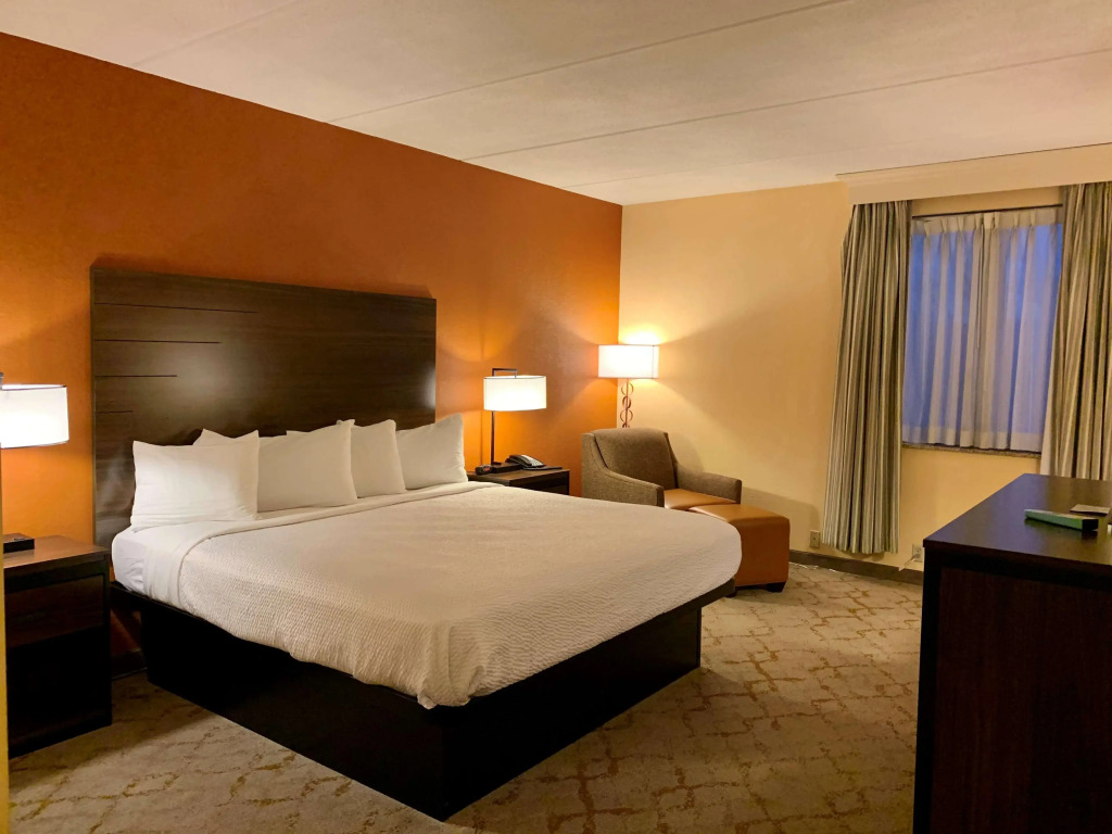 Best Western Grand Victorian Inn